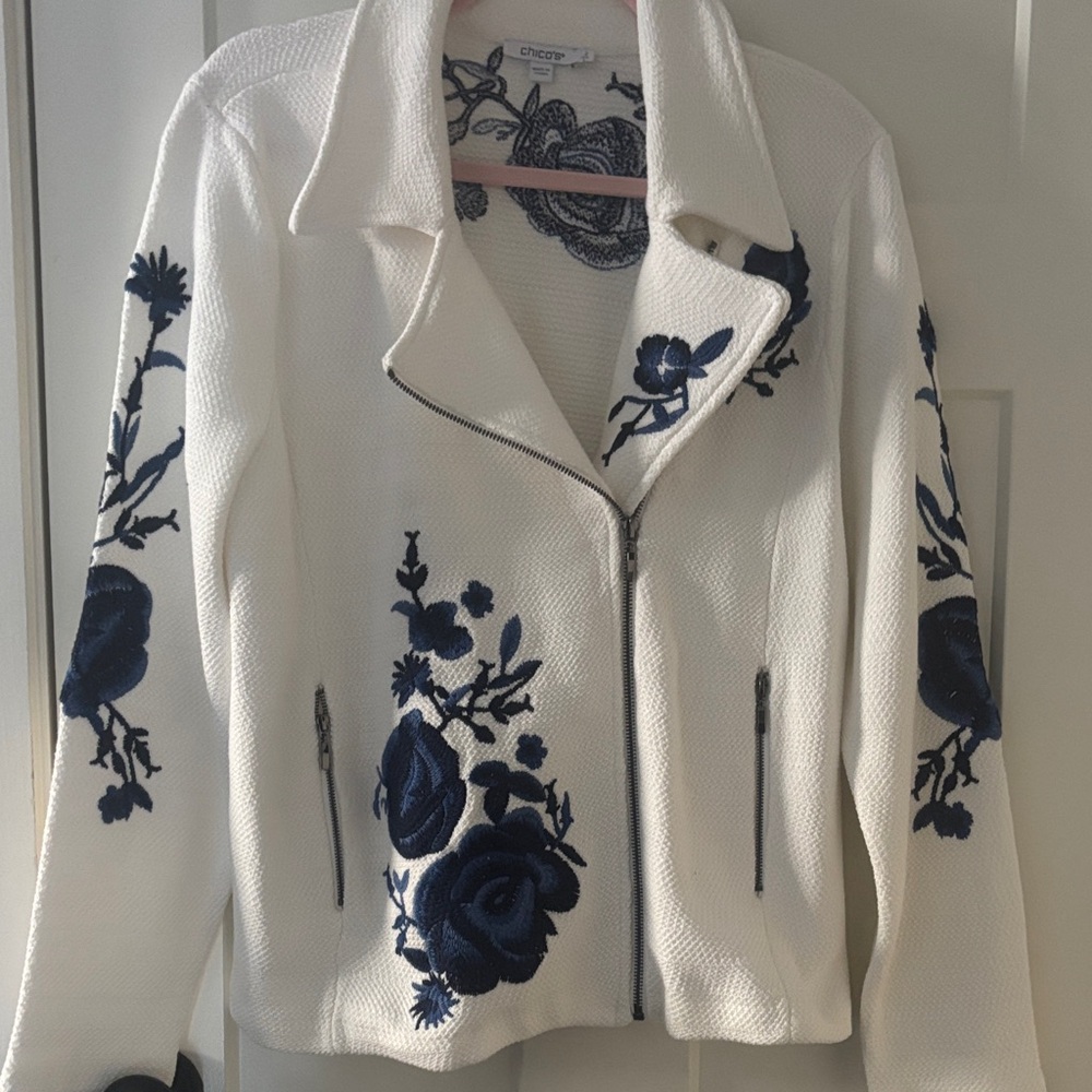 Chico's Ivory and Navy Floral Women's Blazer